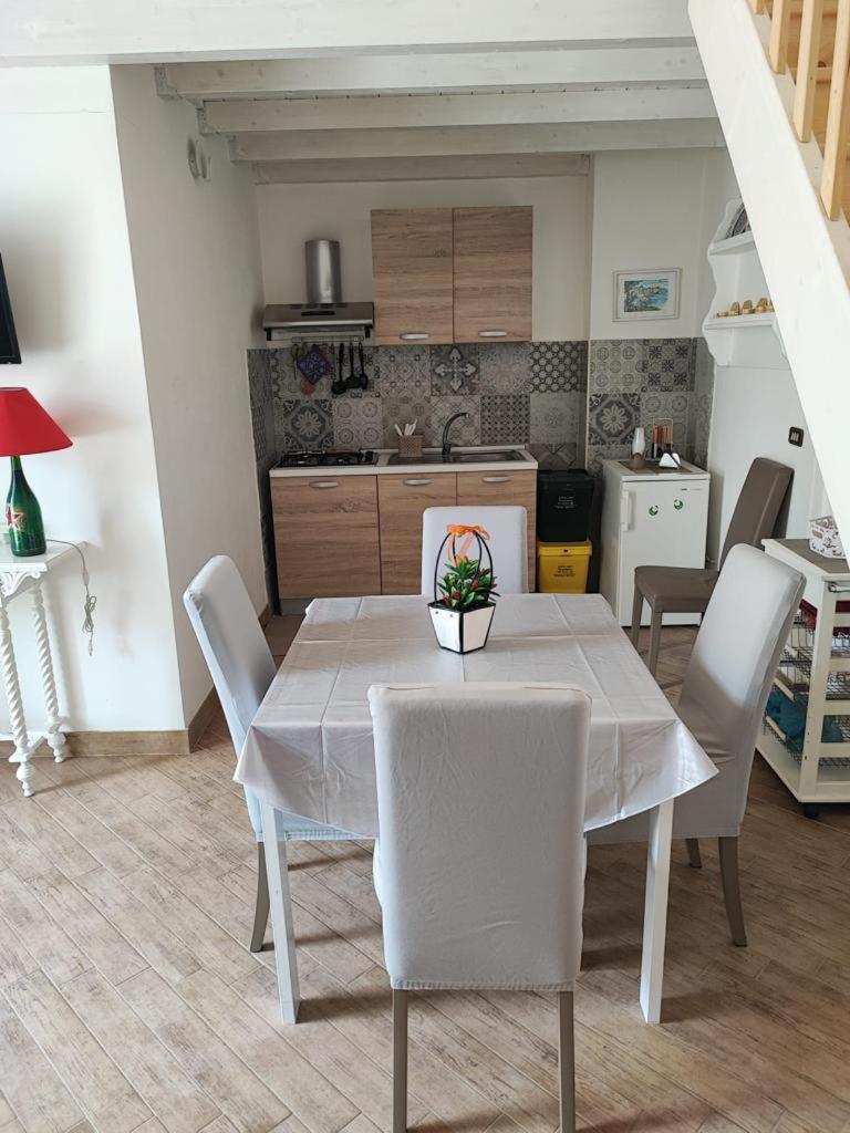 Greta Viola House Apartment Squinzano Exterior foto